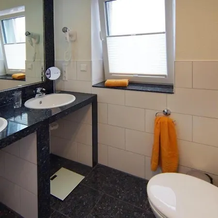 Exklusive Kettenstek 4 *